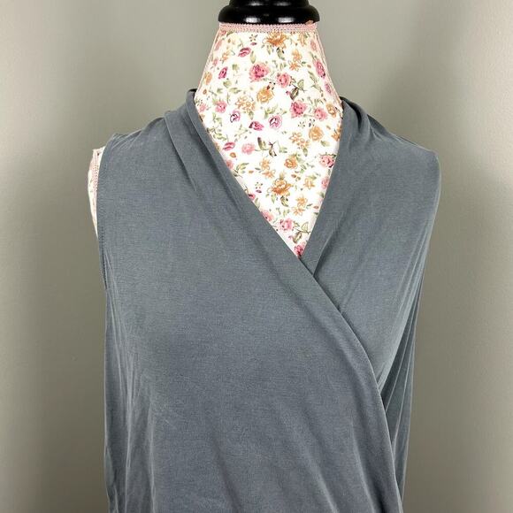 Green Envelope Surplice Wrap Tank Top size Small Gray Sleeveless Summer Blouse - Picture 6 of 9